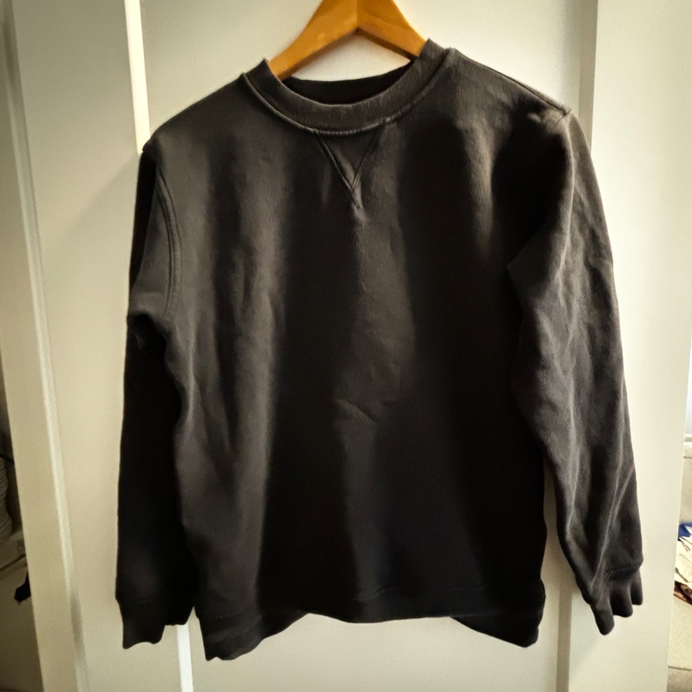 Lululemon black sweatshirt